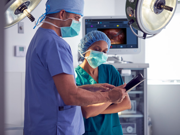 JPG 120DPI LS Orpheous Castmonitor Surgeonreviewor 6 20
